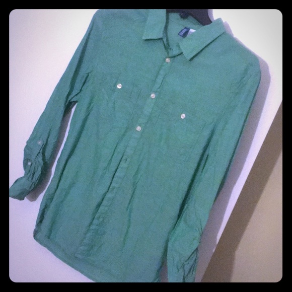 Green Button up H&M - Picture 1 of 3